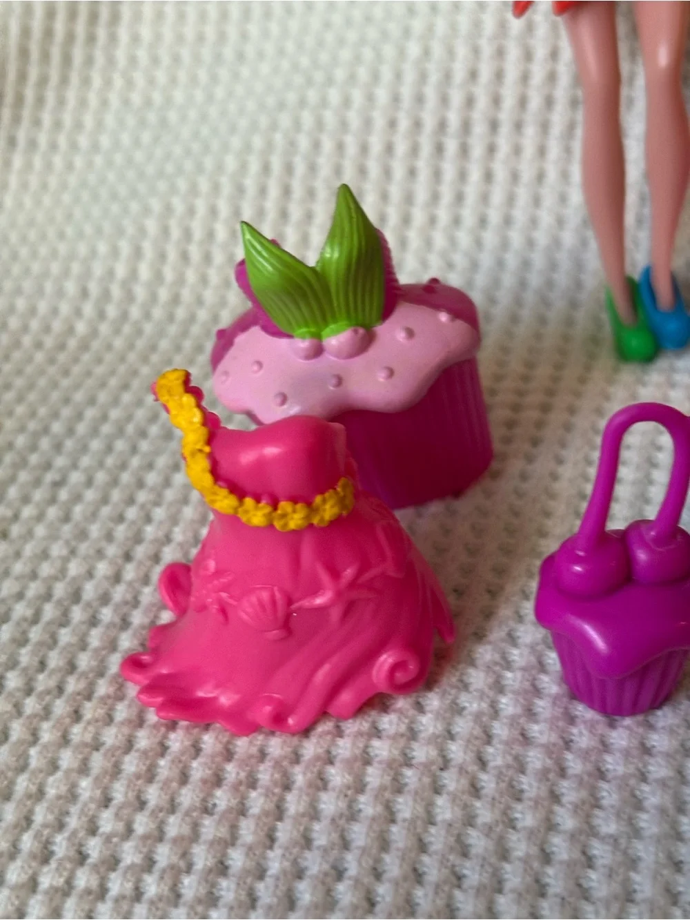 Disney TinkerBell Tink’s Boutique fairy doll & dresses clothes purses lot
